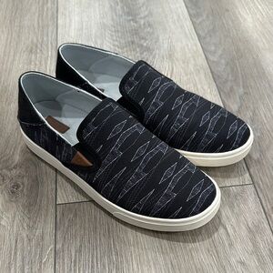 OluKai Pehuea Pai Black/Blue Slip-On Women’s Shoes